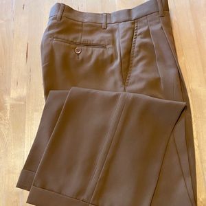 Baggy men’s pleated men’s pants 30 x 32 camel brown high waisted wide leg EUC